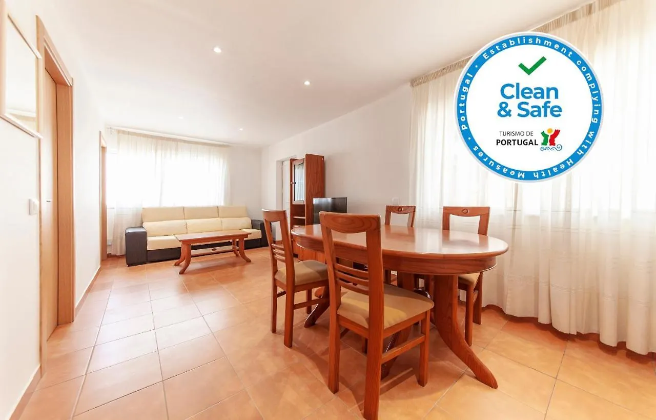 B59 - Ameijeira Terrace Flat Lagos